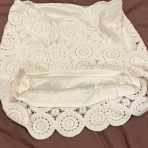 Abercrombie & Fitch Ivory Crochet Skirt - Picture 5 of 6